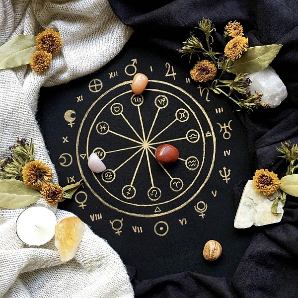 THE POWER OF&nbsp;LITHOMANCY