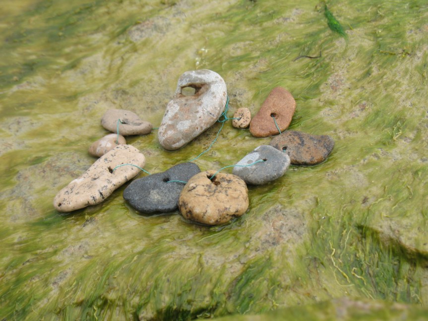 Ozark Encyclopedia – H – Hole&nbsp;Stones